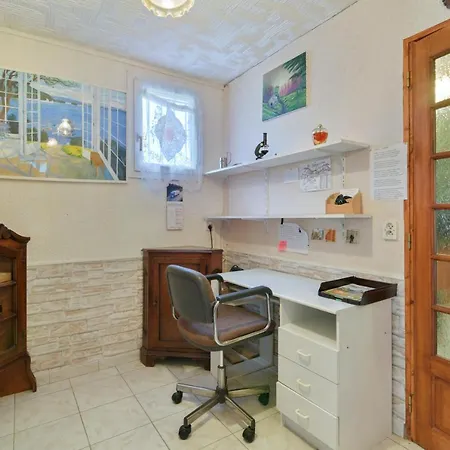 Holiday home Maison Charmante A